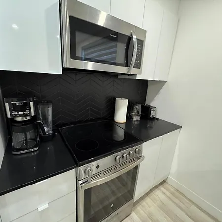 Ndg Dreams! New & Modern 3Br Easy City Life Montreal Exterior photo