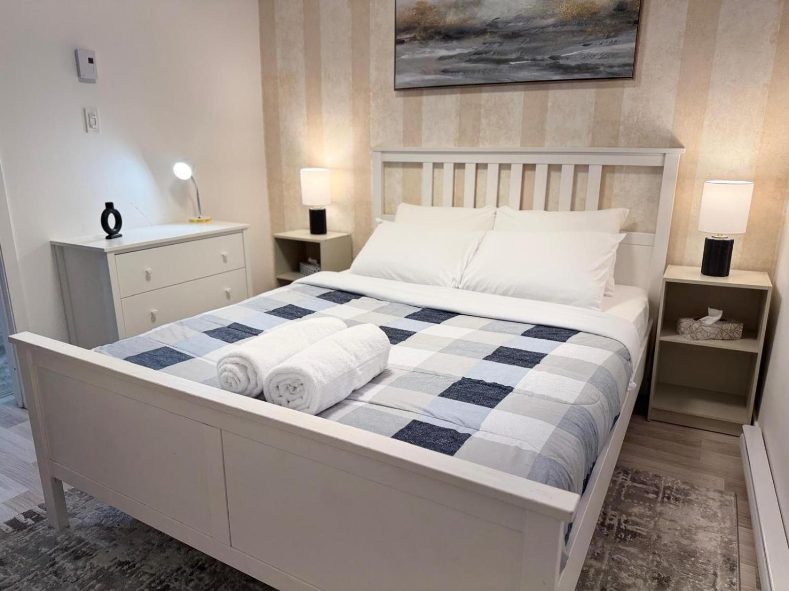 Apartment Ndg Dreams! New & Modern 3br Easy Life Montreal